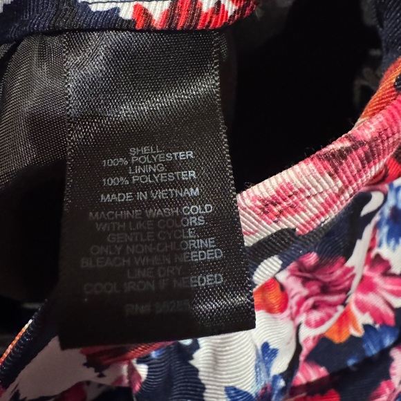 Express Floral A-Line Skirt Size 12 Navy Pink Blue Fit & Flare Lined - Picture 5 of 5